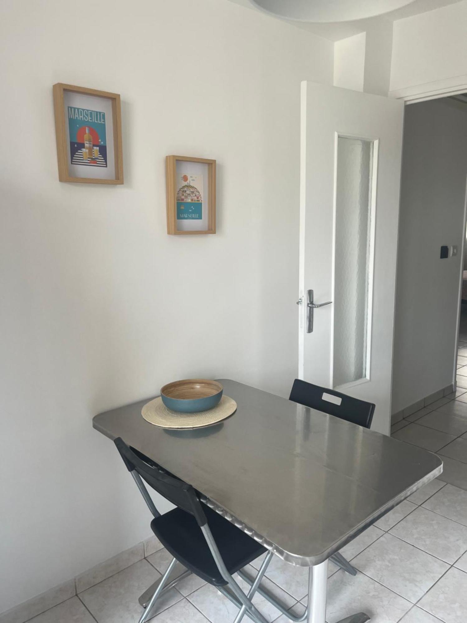 מרסיי Appart T3 Proche Metro -Draps Et Serviettes Inclus מראה חיצוני תמונה